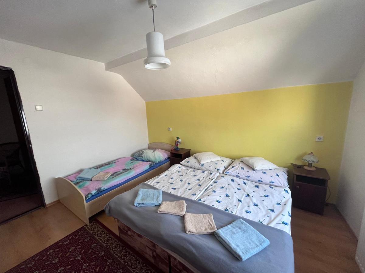 Privat Nika 246 Apartment Liptovsky Trnovec Luaran gambar